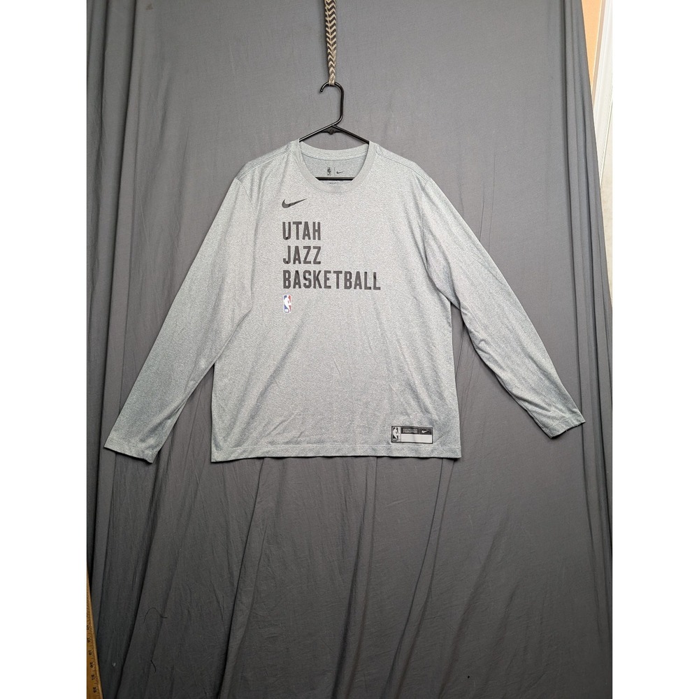 Nike Utah Jazz Basketball On-Court Practice Long Sleeve Shirt Men's Size L Gray